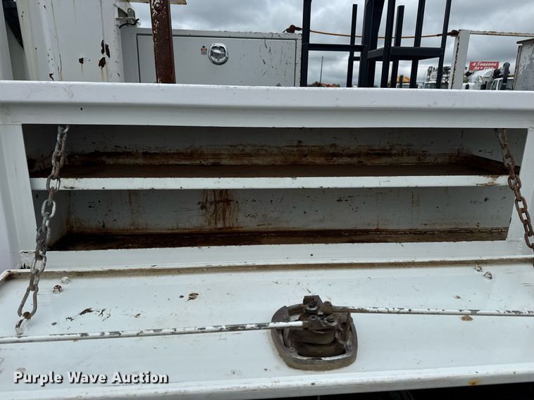 image for item EG5862 2012 Freightliner Business Class M2 Crew Cab utility / service truck