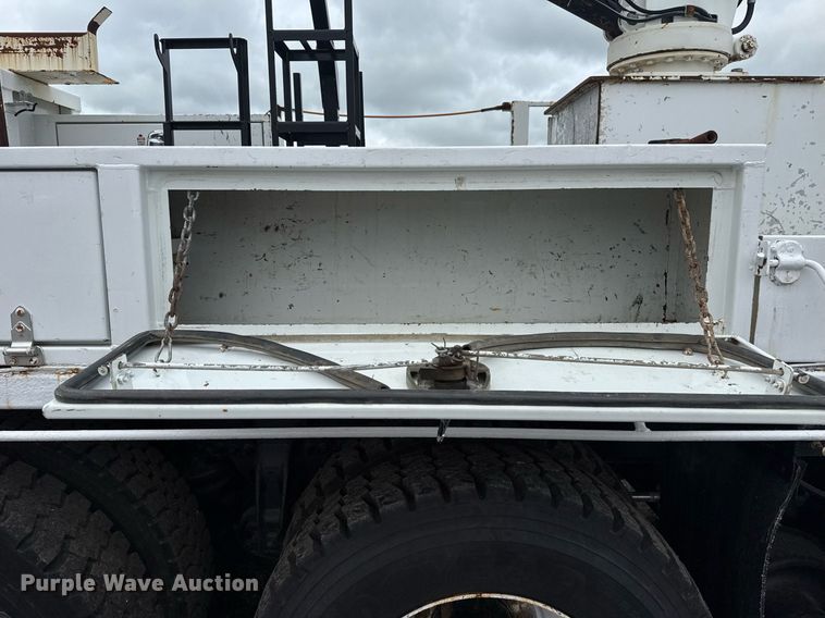 image for item EG5862 2012 Freightliner Business Class M2 Crew Cab utility / service truck