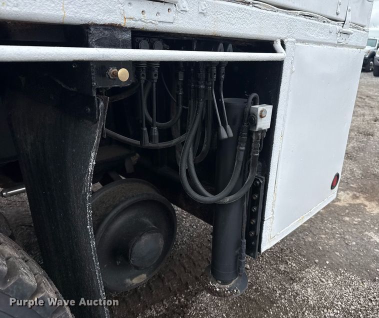 image for item EG5862 2012 Freightliner Business Class M2 Crew Cab utility / service truck