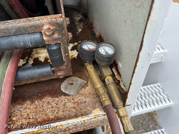 image for item EG5862 2012 Freightliner Business Class M2 Crew Cab utility / service truck