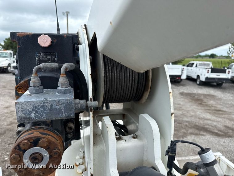 image for item EG5862 2012 Freightliner Business Class M2 Crew Cab utility / service truck