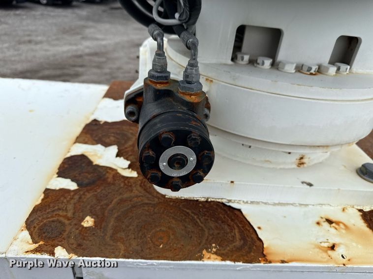 image for item EG5862 2012 Freightliner Business Class M2 Crew Cab utility / service truck