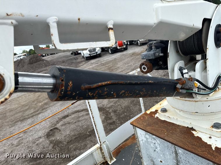 image for item EG5862 2012 Freightliner Business Class M2 Crew Cab utility / service truck