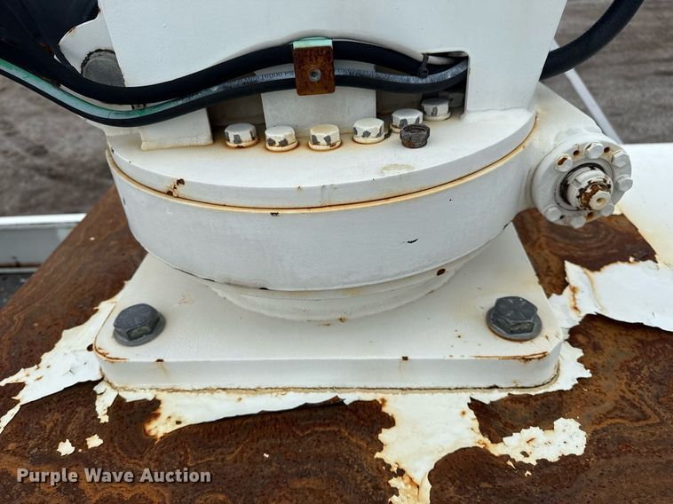 image for item EG5862 2012 Freightliner Business Class M2 Crew Cab utility / service truck