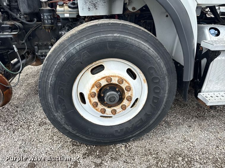 image for item EG5862 2012 Freightliner Business Class M2 Crew Cab utility / service truck