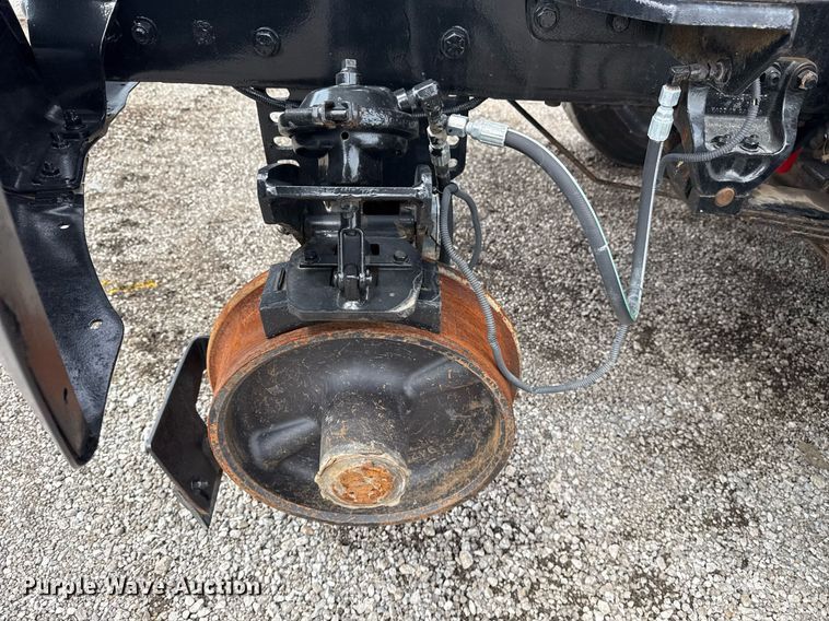 image for item EG5862 2012 Freightliner Business Class M2 Crew Cab utility / service truck