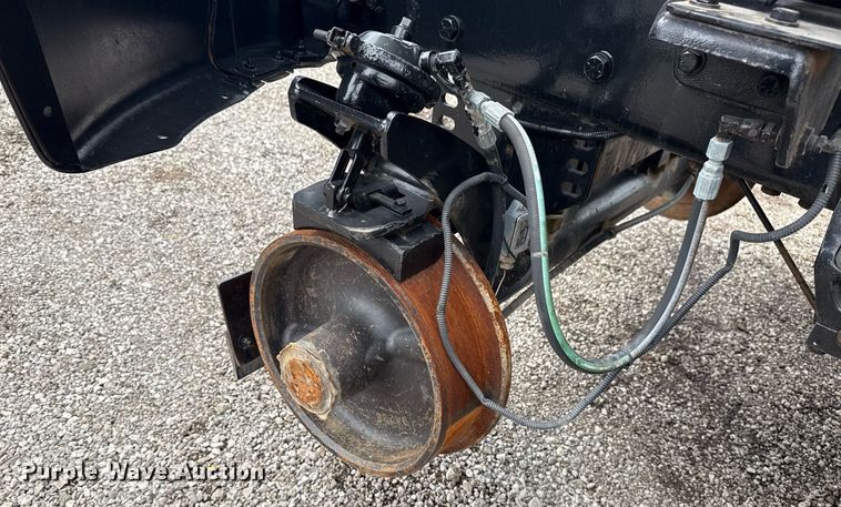 image for item EG5862 2012 Freightliner Business Class M2 Crew Cab utility / service truck