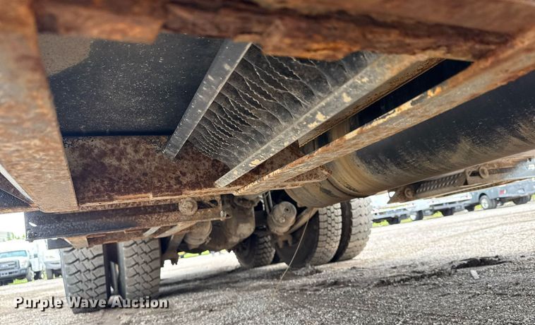 image for item EG5862 2012 Freightliner Business Class M2 Crew Cab utility / service truck