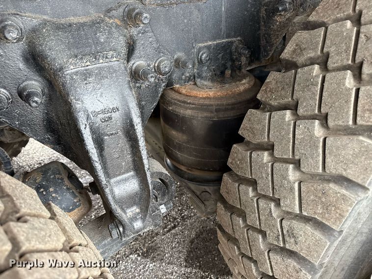 image for item EG5862 2012 Freightliner Business Class M2 Crew Cab utility / service truck