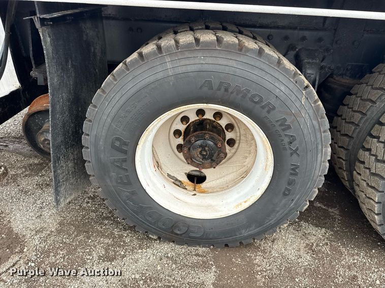 image for item EG5862 2012 Freightliner Business Class M2 Crew Cab utility / service truck