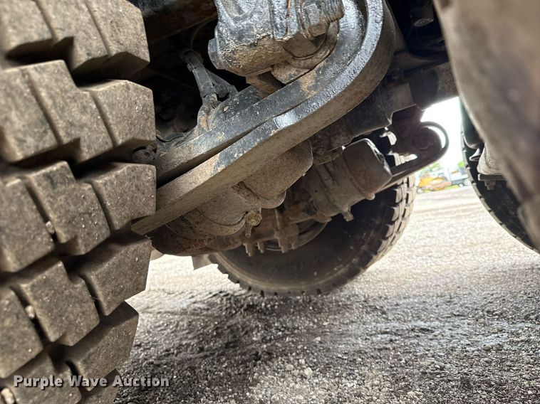 image for item EG5862 2012 Freightliner Business Class M2 Crew Cab utility / service truck