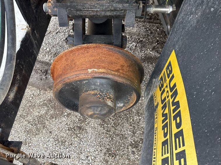 image for item EG5862 2012 Freightliner Business Class M2 Crew Cab utility / service truck