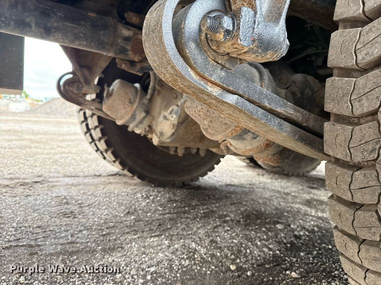 image for item EG5862 2012 Freightliner Business Class M2 Crew Cab utility / service truck