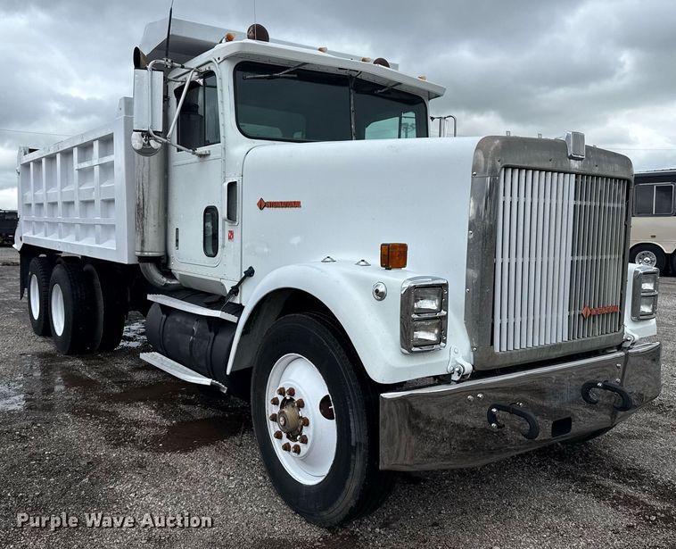 image for item EG5864 1989 International F-9370 dump truck