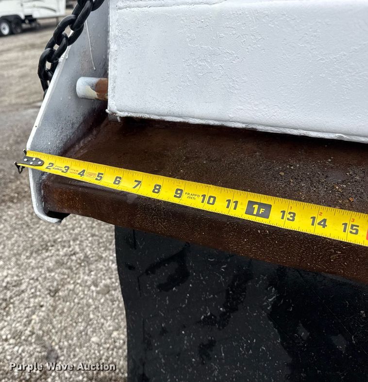 image for item EG5864 1989 International F-9370 dump truck