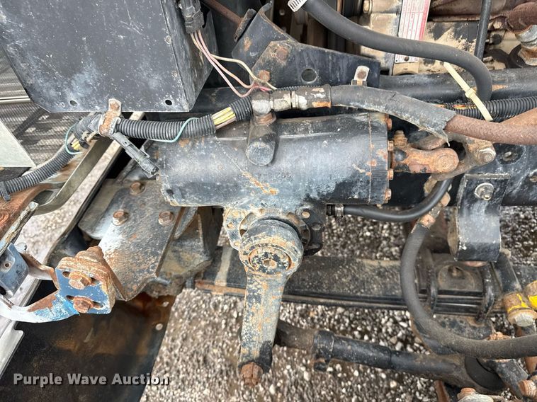 image for item EG5864 1989 International F-9370 dump truck