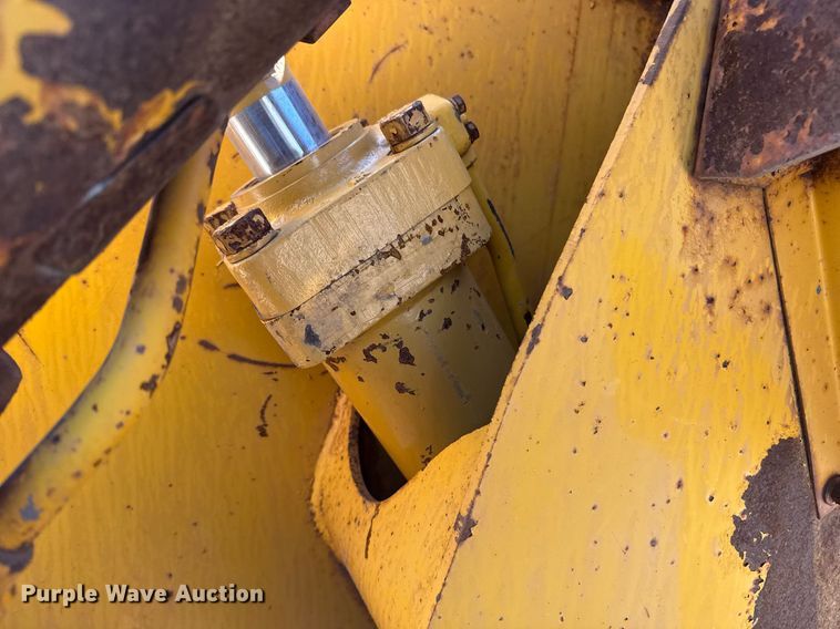 image for item EG5874 1978 Caterpillar 930 wheel loader