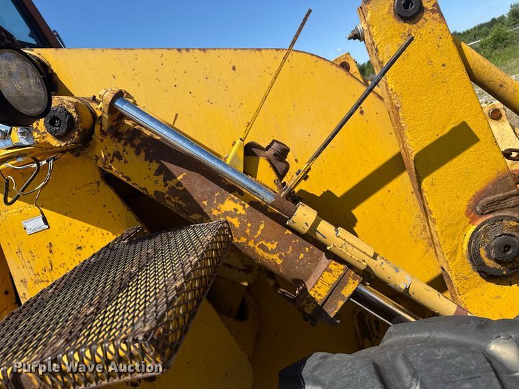 image for item EG5874 1978 Caterpillar 930 wheel loader