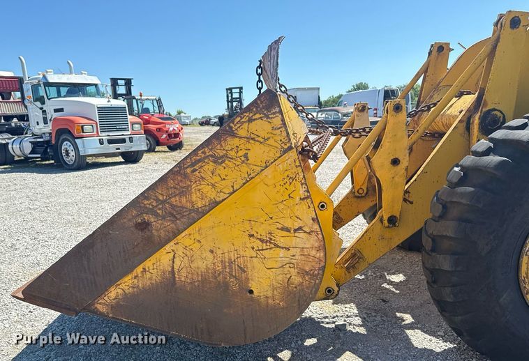 image for item EG5874 1978 Caterpillar 930 wheel loader