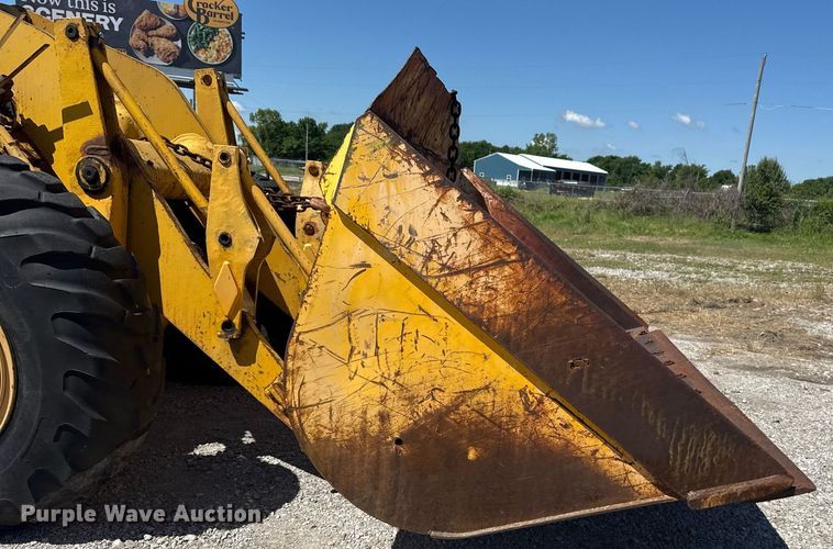 image for item EG5874 1978 Caterpillar 930 wheel loader