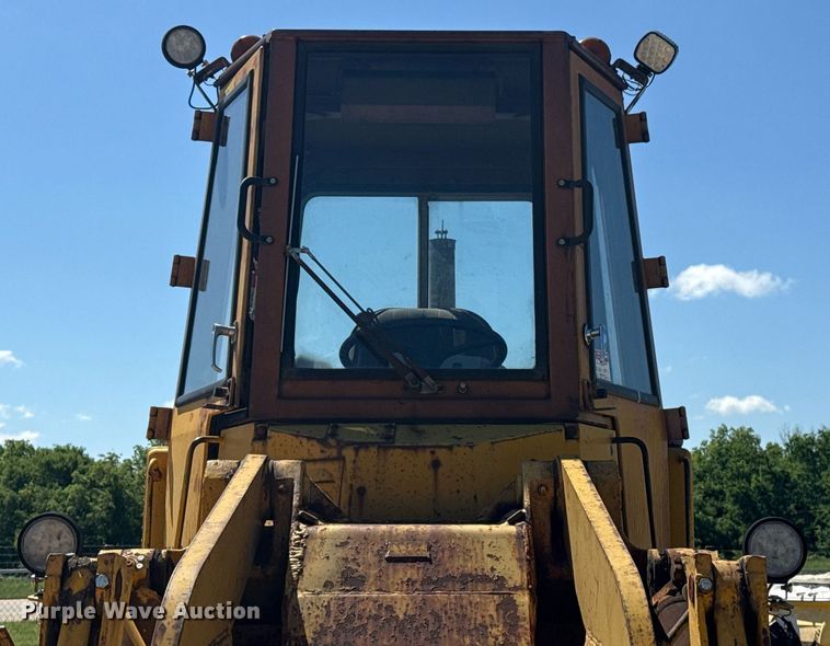 image for item EG5874 1978 Caterpillar 930 wheel loader