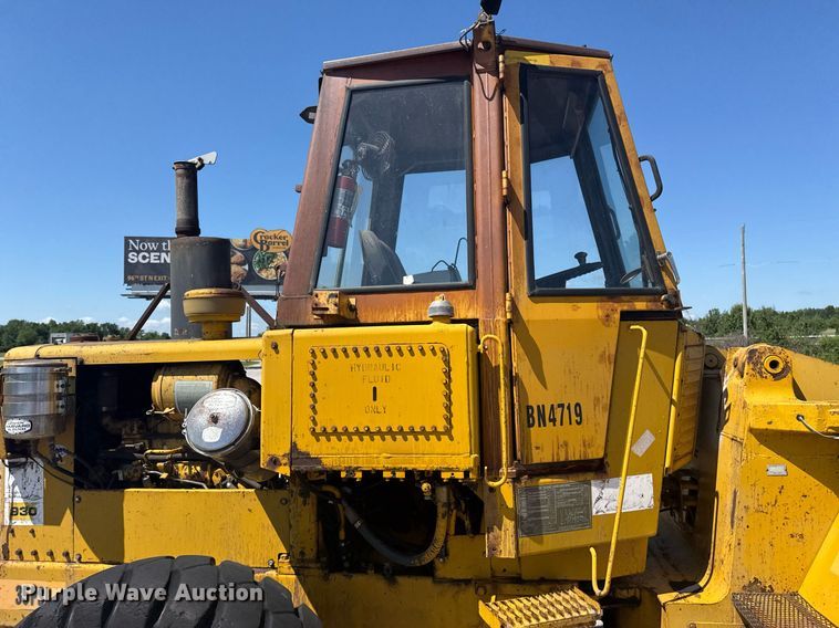 image for item EG5874 1978 Caterpillar 930 wheel loader