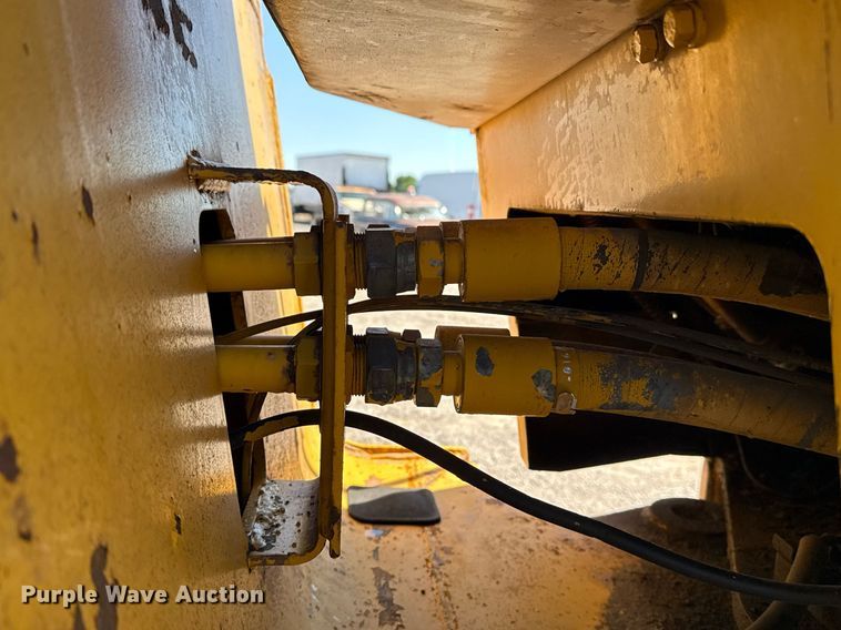 image for item EG5874 1978 Caterpillar 930 wheel loader