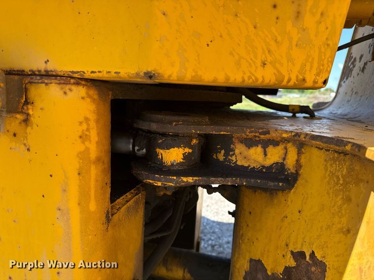 image for item EG5874 1978 Caterpillar 930 wheel loader