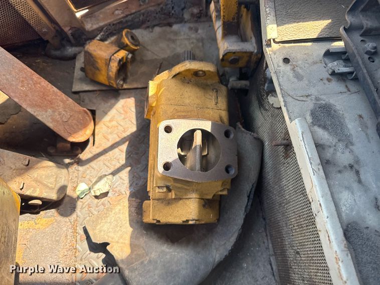 image for item EG5874 1978 Caterpillar 930 wheel loader