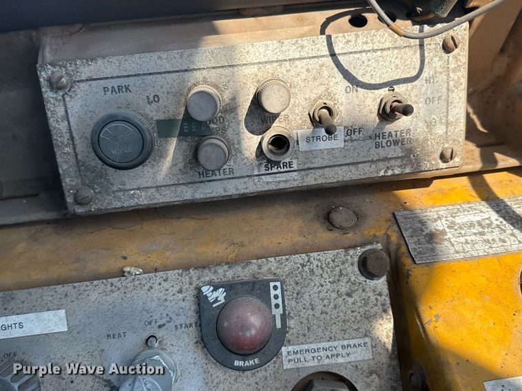 image for item EG5874 1978 Caterpillar 930 wheel loader