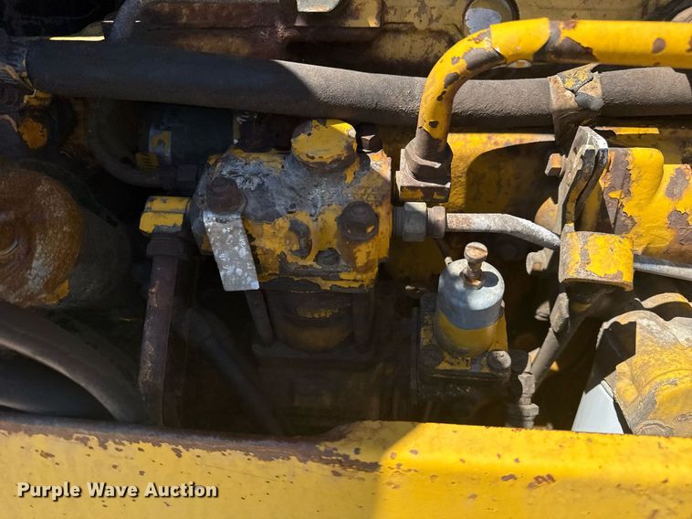 image for item EG5874 1978 Caterpillar 930 wheel loader