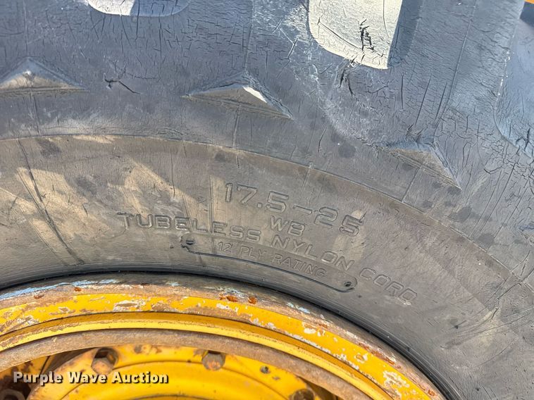 image for item EG5874 1978 Caterpillar 930 wheel loader