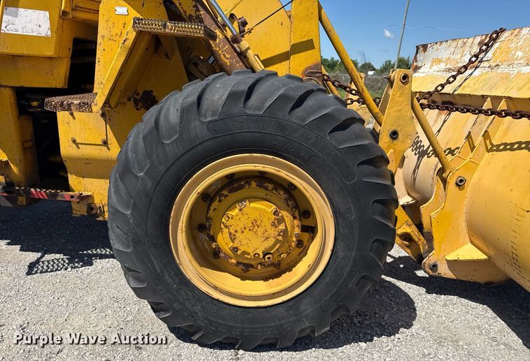 image for item EG5874 1978 Caterpillar 930 wheel loader