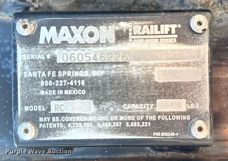 image for item EG5878 2013 Hino 338 box truck