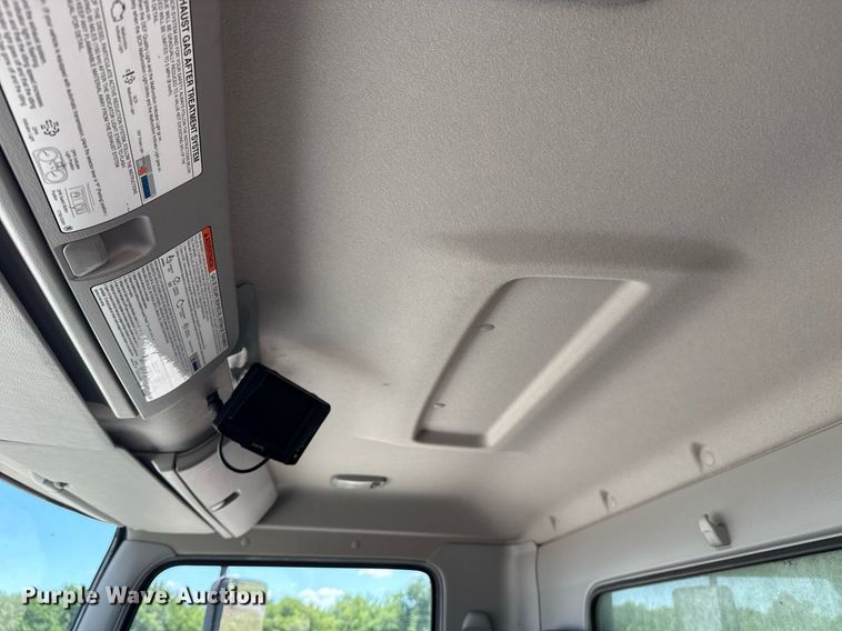 image for item EG5878 2013 Hino 338 box truck