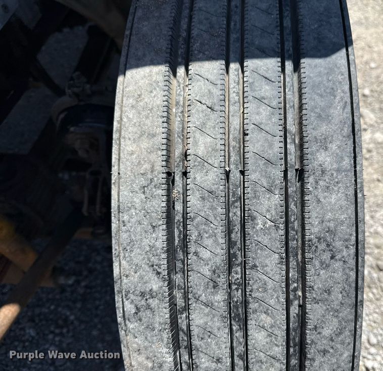 image for item EG5878 2013 Hino 338 box truck