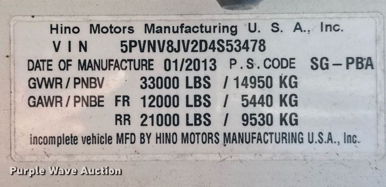 image for item EG5878 2013 Hino 338 box truck