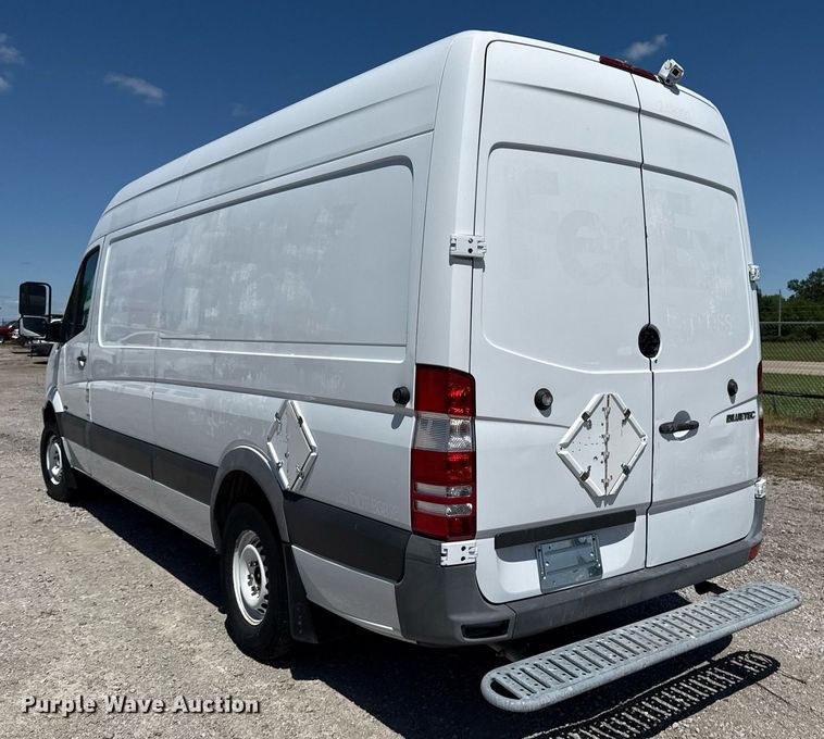 image for item EG5879 2012 Mercedes-Benz Sprinter 2500 delivery van