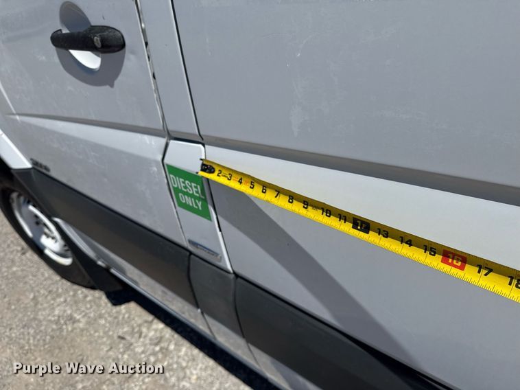 image for item EG5879 2012 Mercedes-Benz Sprinter 2500 delivery van