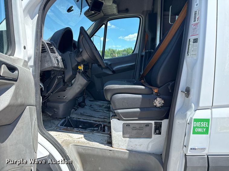 image for item EG5879 2012 Mercedes-Benz Sprinter 2500 delivery van