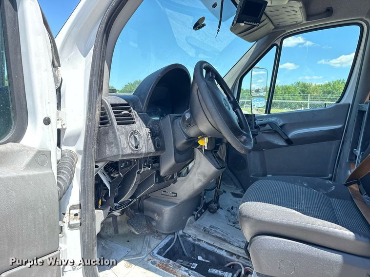image for item EG5879 2012 Mercedes-Benz Sprinter 2500 delivery van
