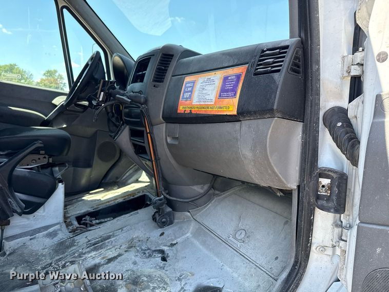 image for item EG5879 2012 Mercedes-Benz Sprinter 2500 delivery van