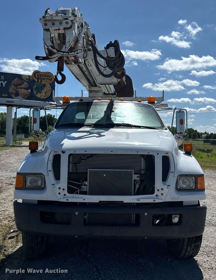 image for item EG5880 2008 Ford F750 Super Duty digger derrick truck