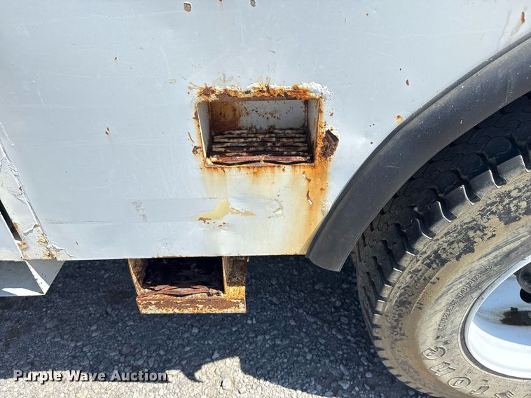 image for item EG5880 2008 Ford F750 Super Duty digger derrick truck