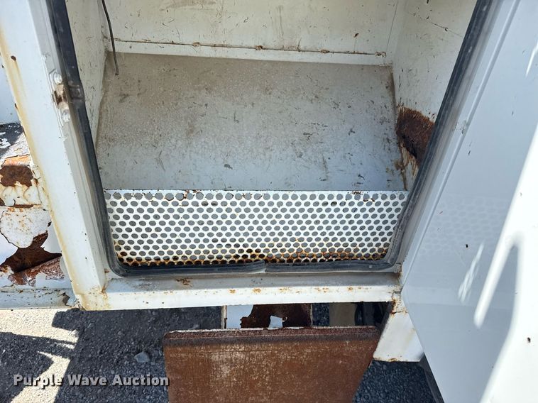 image for item EG5880 2008 Ford F750 Super Duty digger derrick truck