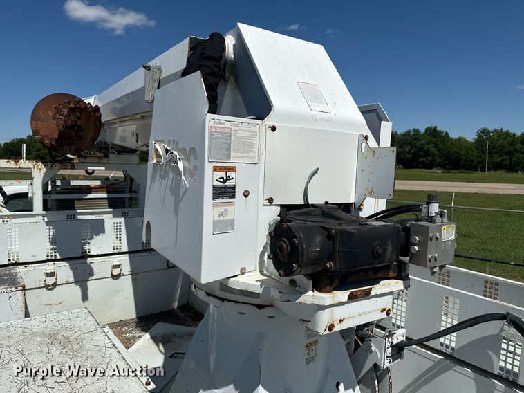 image for item EG5880 2008 Ford F750 Super Duty digger derrick truck