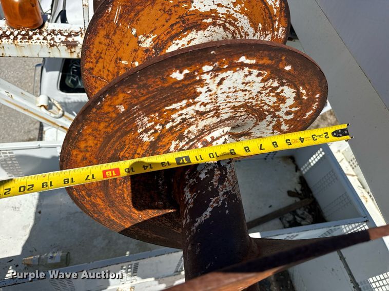 image for item EG5880 2008 Ford F750 Super Duty digger derrick truck