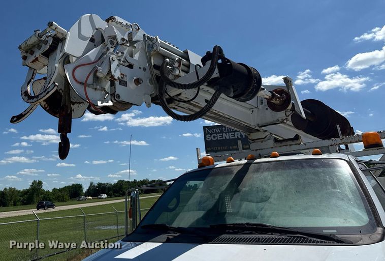 image for item EG5880 2008 Ford F750 Super Duty digger derrick truck