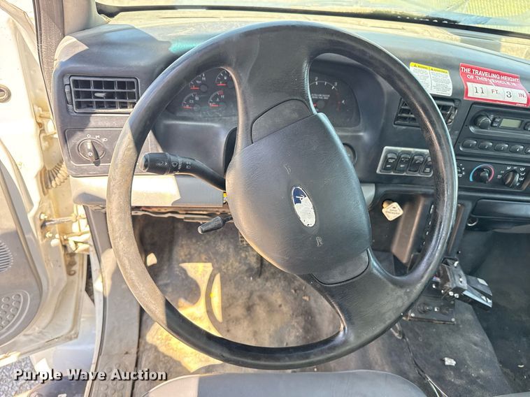 image for item EG5880 2008 Ford F750 Super Duty digger derrick truck