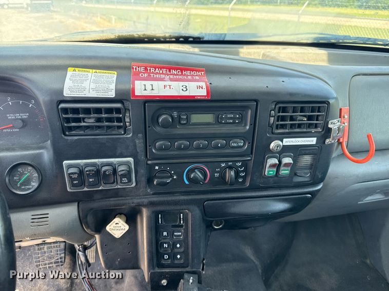 image for item EG5880 2008 Ford F750 Super Duty digger derrick truck